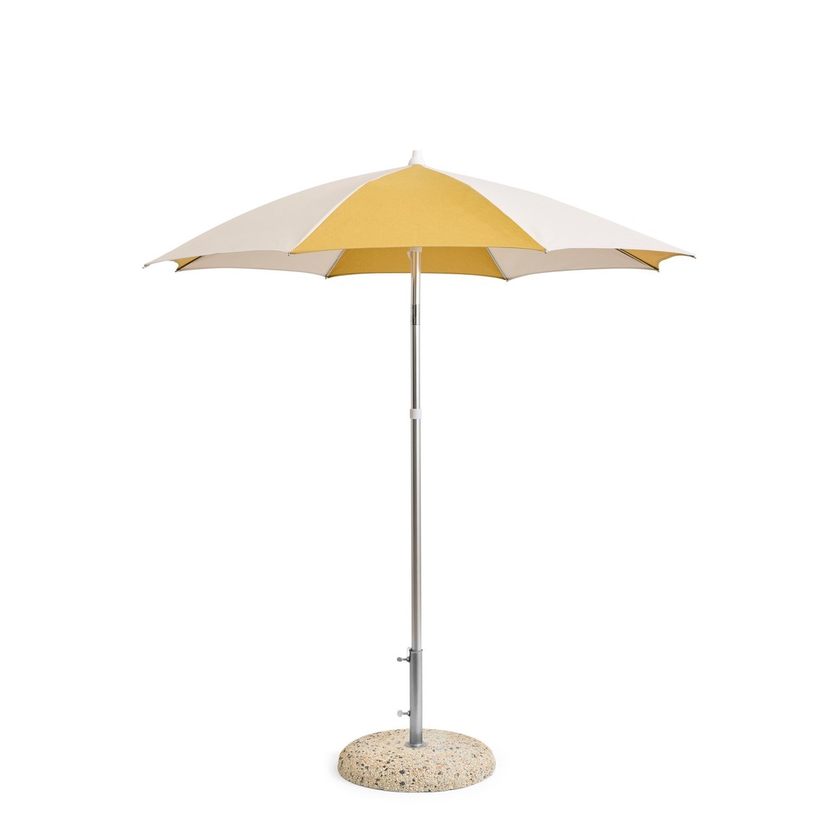 https://bo.alinhadavizinha.com/FileUploads/produtos/mobiliario/exterior/af578_f621_au94_terrazza-parasol-octagon_ocre_01.jpg