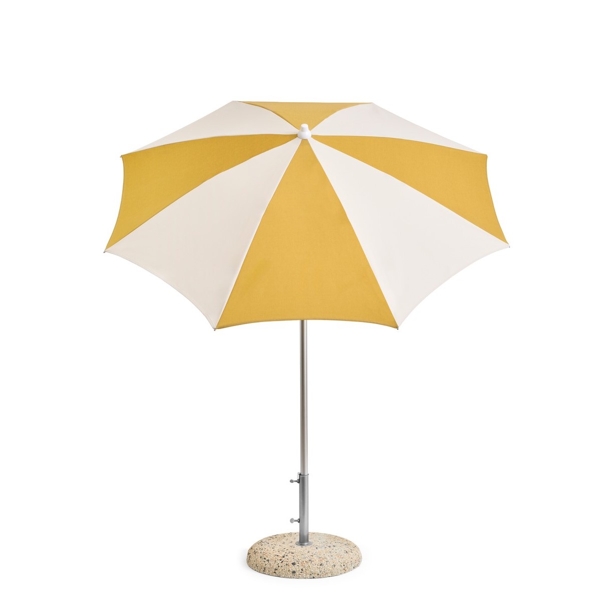 https://bo.alinhadavizinha.com/FileUploads/produtos/mobiliario/exterior/af578_f621_au94_terrazza-parasol-octagon_ocre_02.jpg