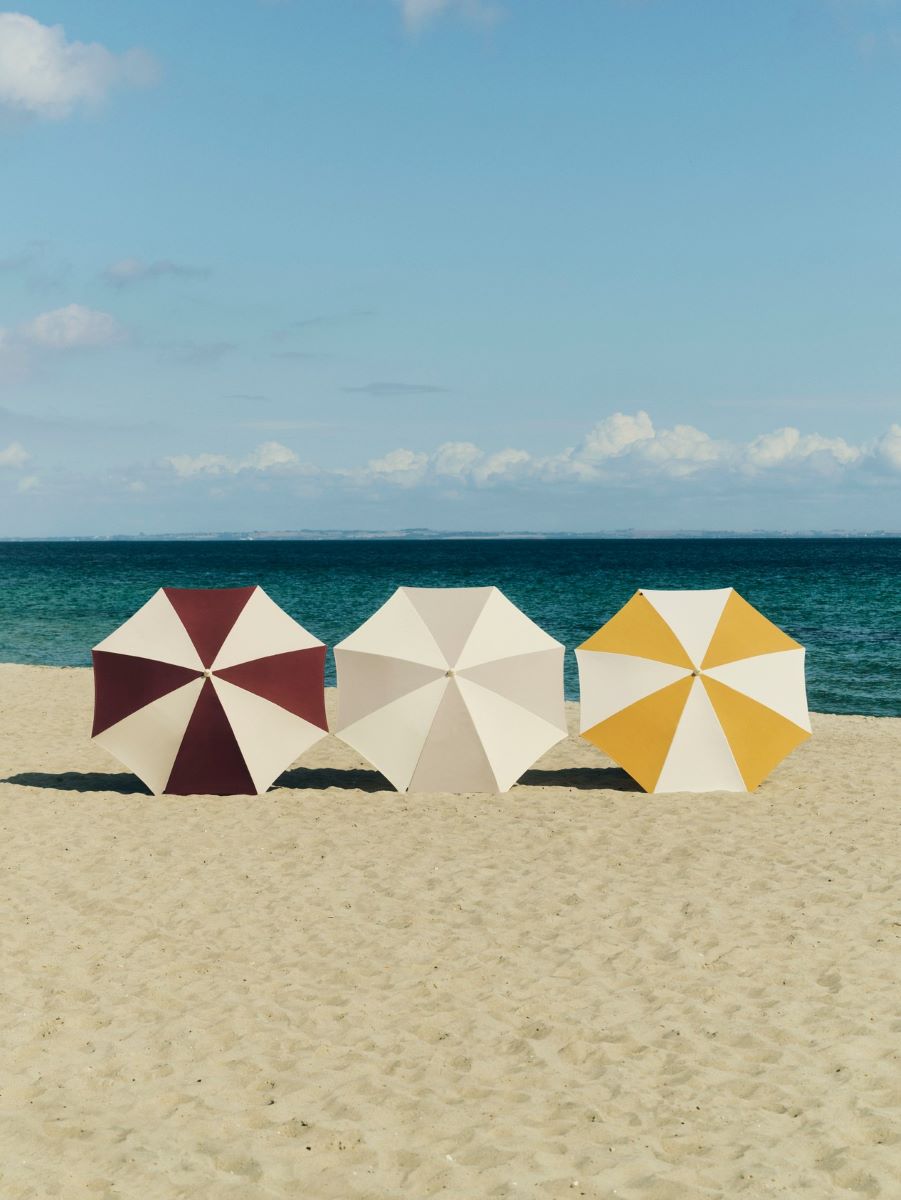 https://bo.alinhadavizinha.com/FileUploads/produtos/mobiliario/exterior/af578_f621_au95_terrazza-parasol-octagon_bordo_03.jpg