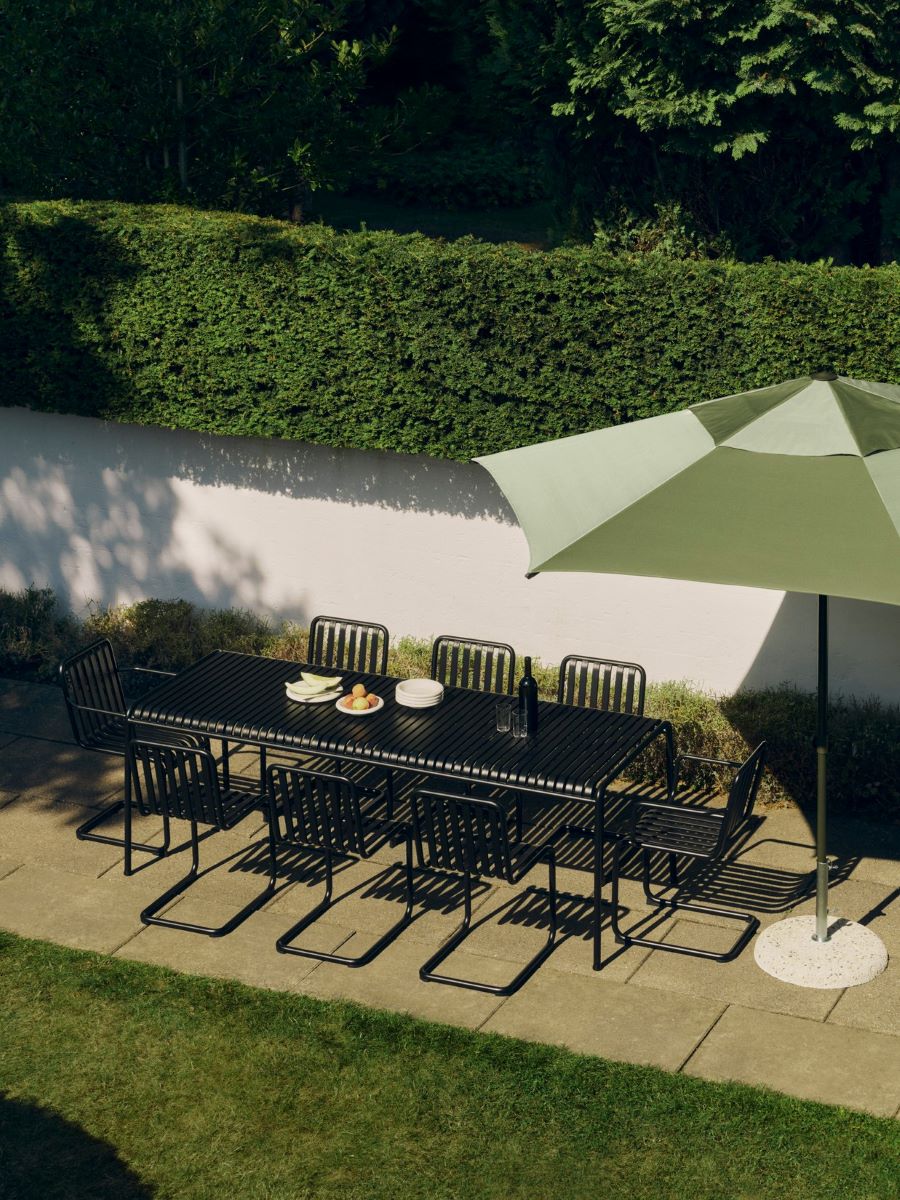 https://bo.alinhadavizinha.com/FileUploads/produtos/mobiliario/exterior/af578_f623_au44_terrazza-parasol-hexagon_verde-escuro_04.jpg