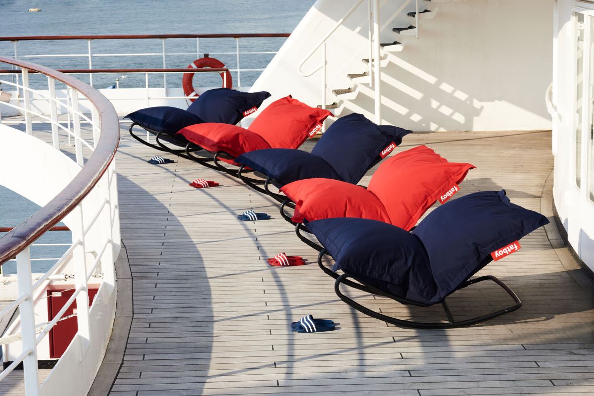 https://bo.alinhadavizinha.com/FileUploads/produtos/mobiliario/exterior/originaloutdoor_original-outdoor-dark-ocean_03.jpg