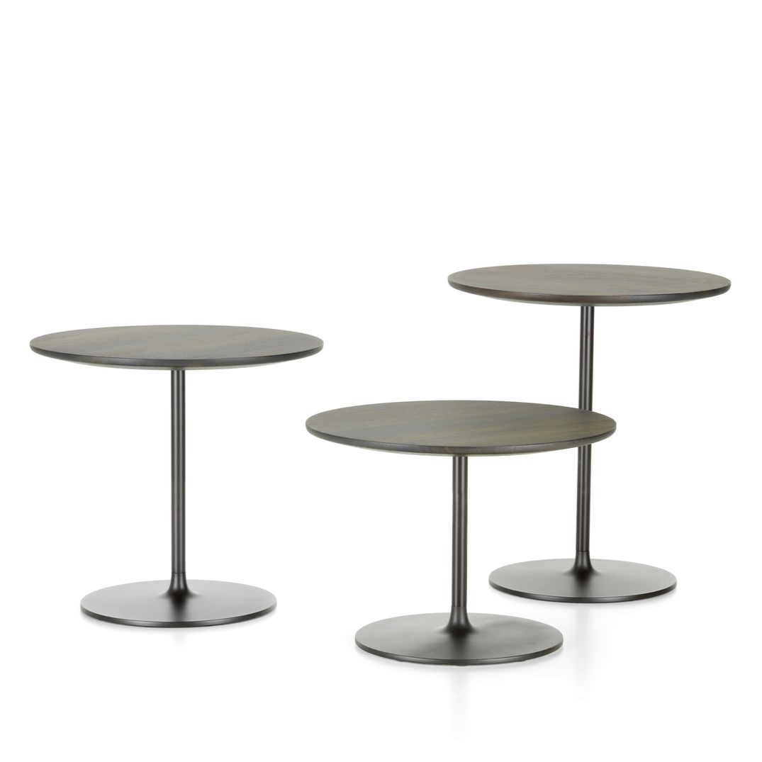 https://bo.alinhadavizinha.com/FileUploads/produtos/mobiliario/mesas/210_515_24_occasional-low-table_35_carvalho-escuro-envernizado_2.jpg