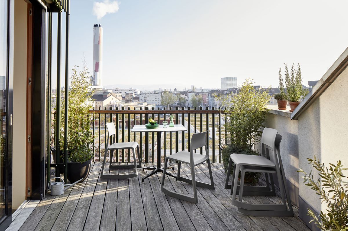 https://bo.alinhadavizinha.com/FileUploads/produtos/mobiliario/mesas/443_027_1201_belleville-table-outdoor-square_branco_2.jpg