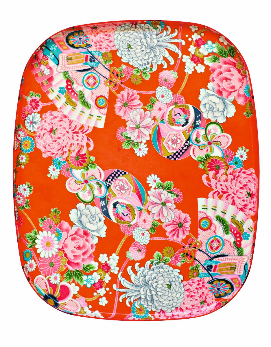 https://bo.alinhadavizinha.com/FileUploads/produtos/mobiliario/mesas/uk0_0s2_pop_ukiyo-rectangular-table_pop-orange_02.jpg